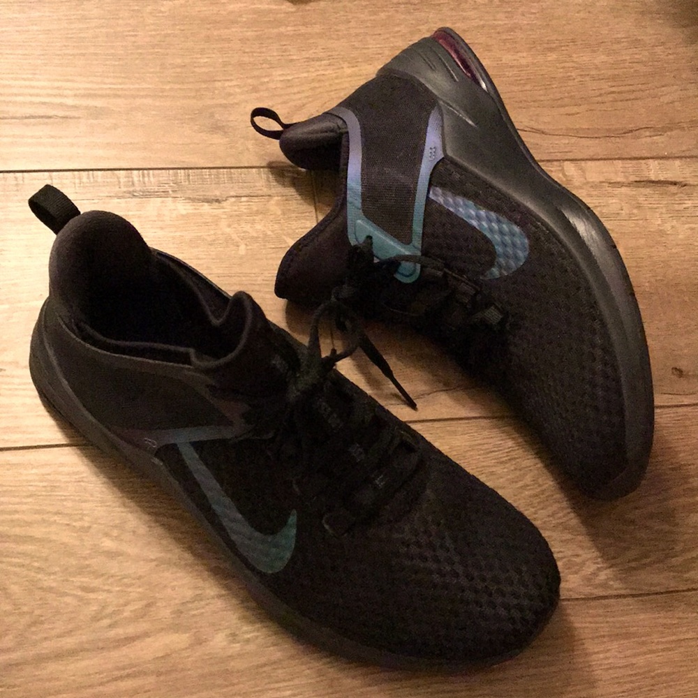 Black & Hologram Purple Nike Air Shoes Women’s 9